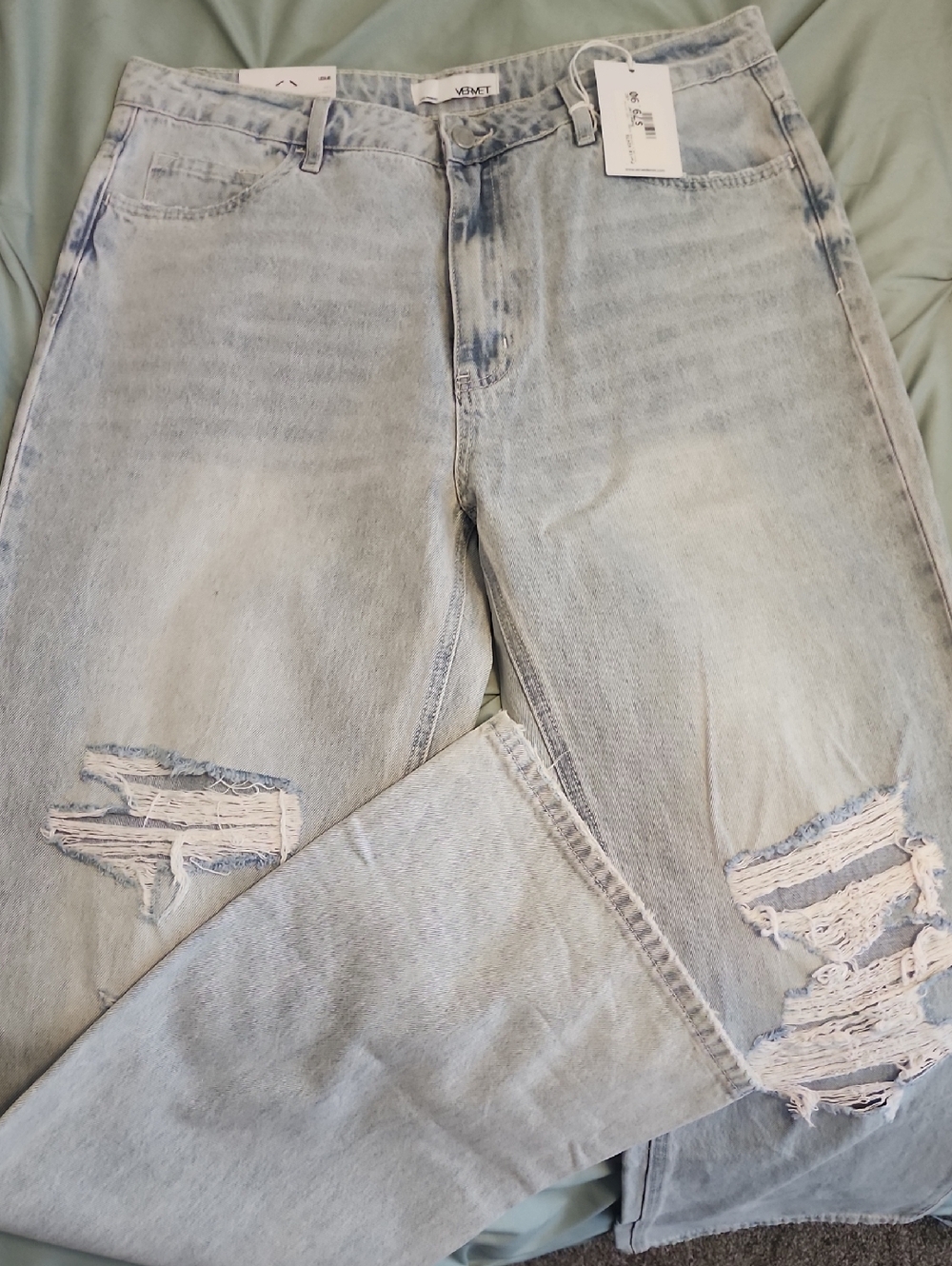 Vervet Light Blue Distressed Boyfriend Jeans